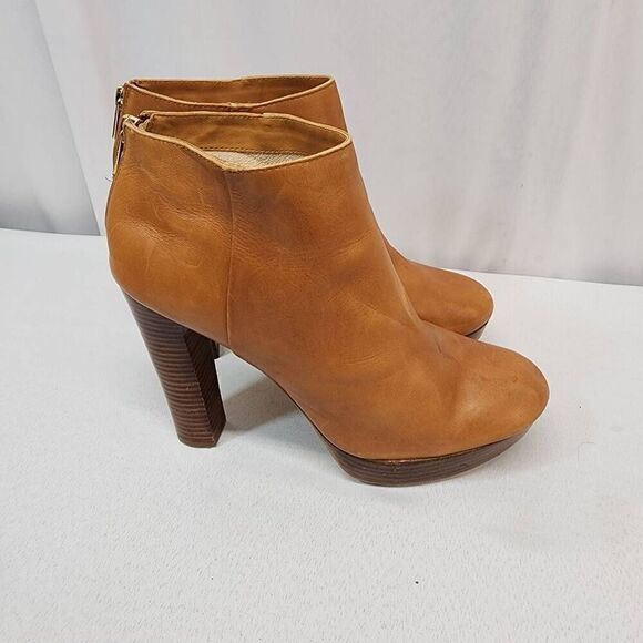 Michael Kors Size 10 Women's Leather Ankle Booties Lesly 5" Heel - Picture 3 of 11